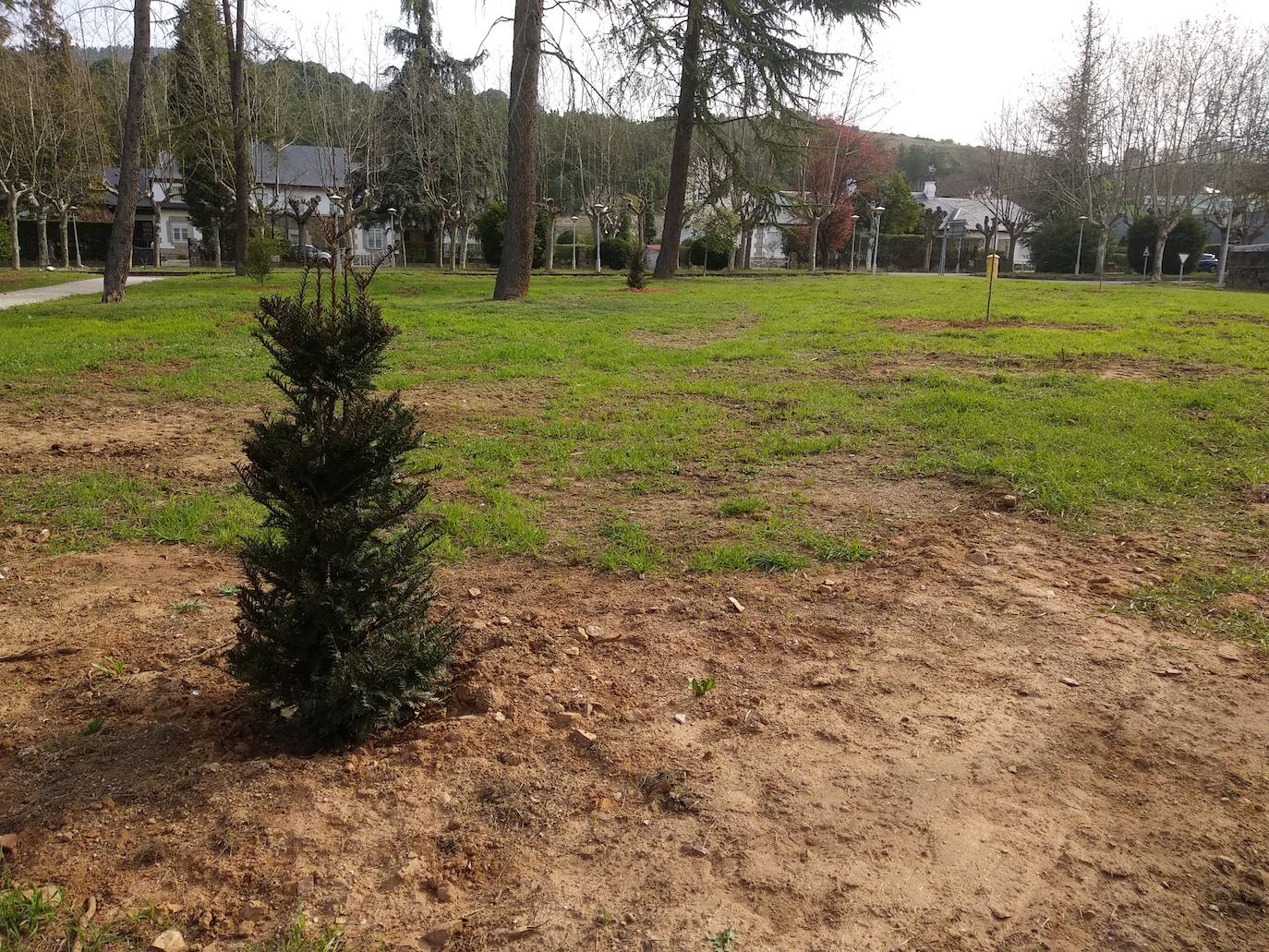 Ponferrada estrena una zona de ocio de 8.000 metros cuadrados en Compostilla.