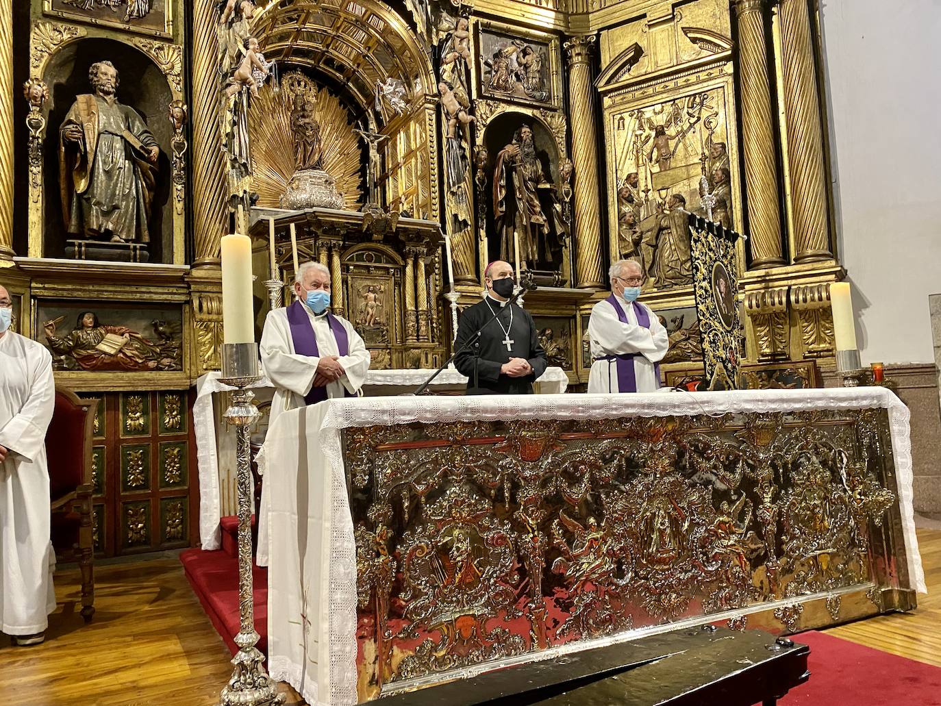 Fotos: Viacrucis Penitencial en Ponferrada