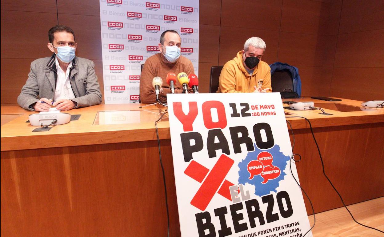 Los secretarios comarcal, provincial y autonómico de CCOO, Ursicino Sánchez, Xosepe Vega y Vicente Andrés.