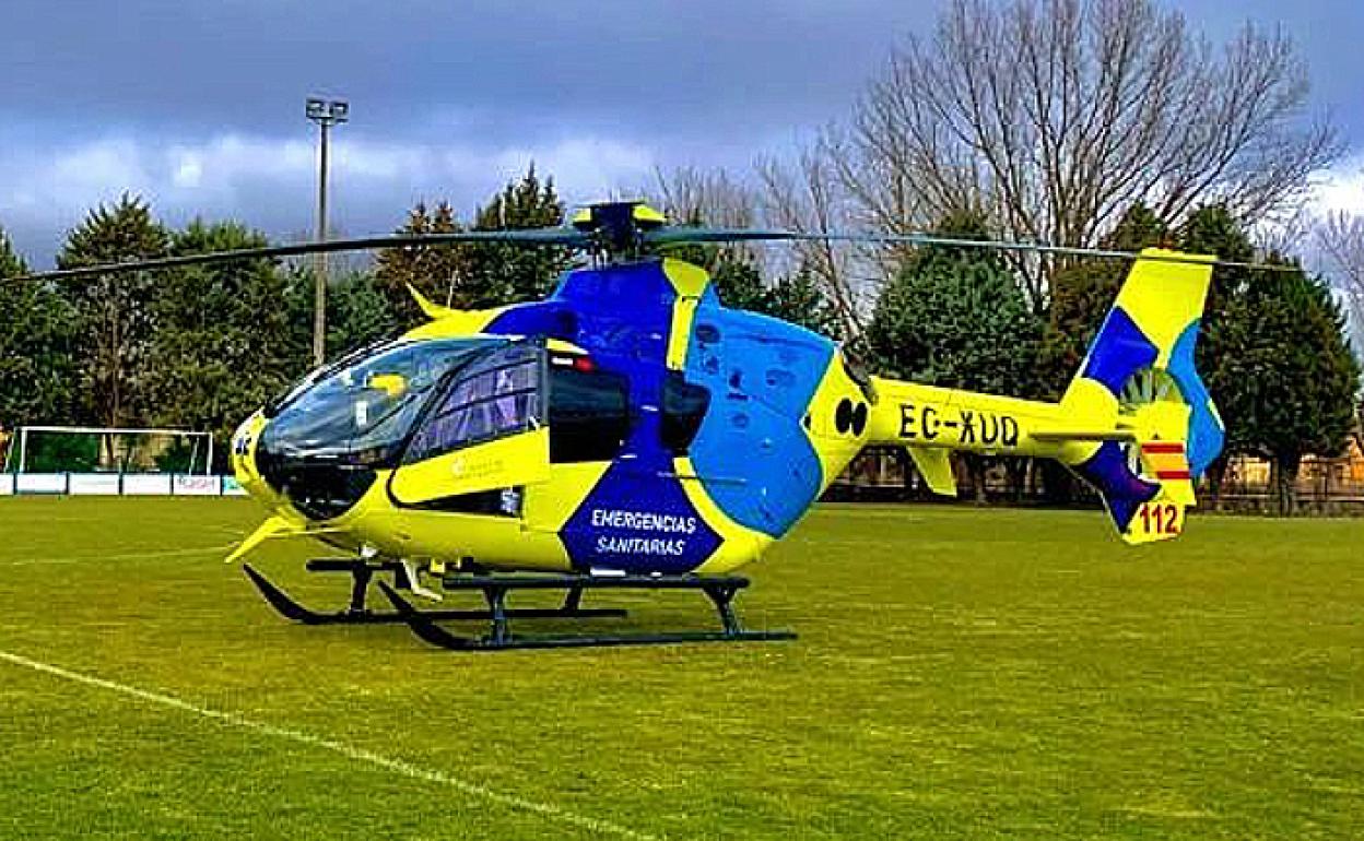El helicóptero de Sacyl sirvió para evacuar a uno de los heridos, mientras que la otra lo hizo en ambulancia al Hospital del Bierzo.