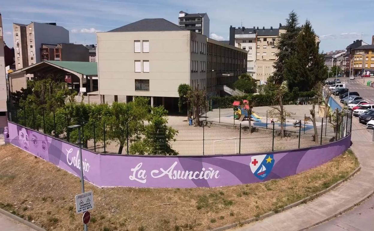 Imagen del mural realizado en el colegio La Asunción de Ponferrada.