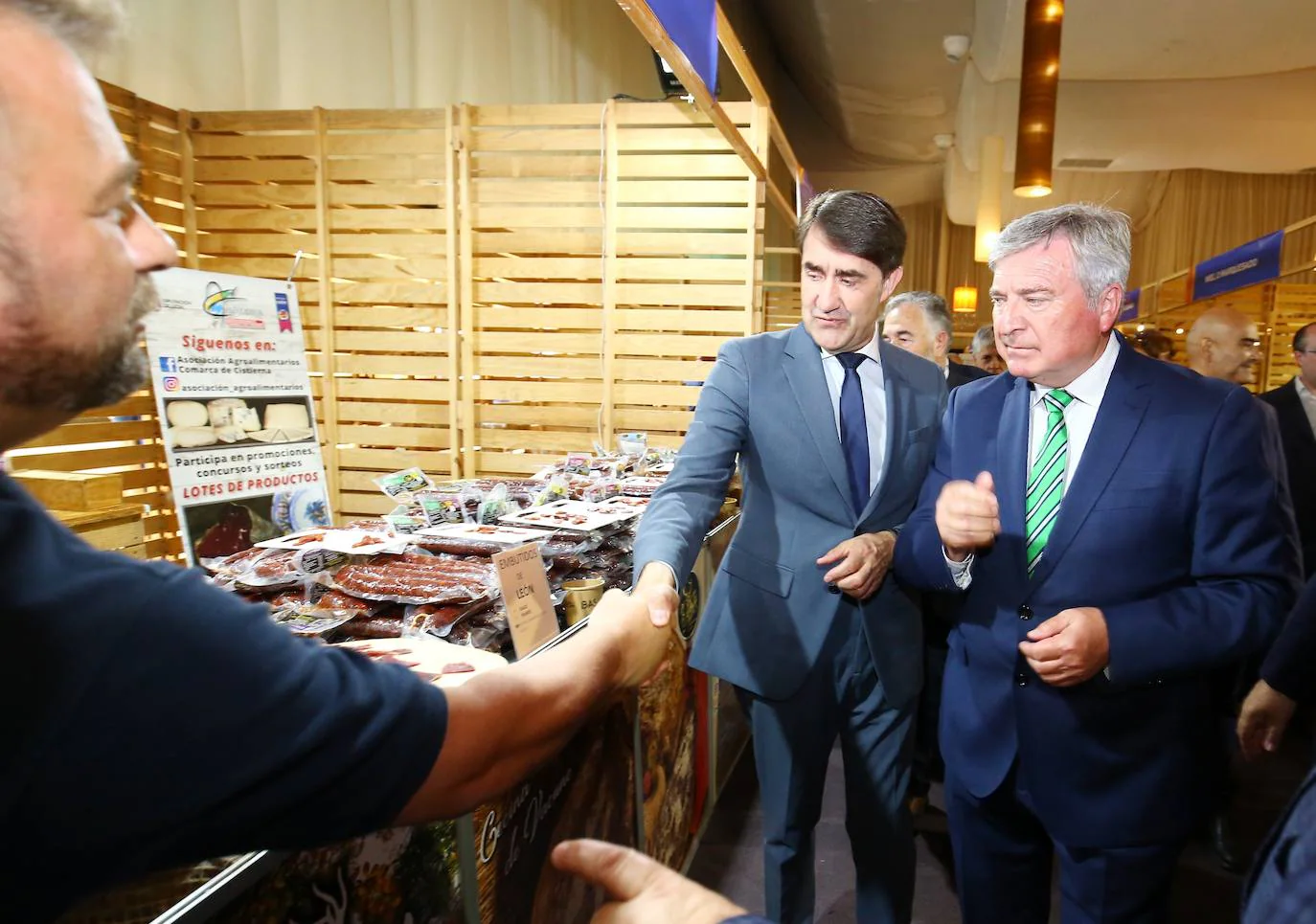 Fotos: Inauguración de la Feria Agroalimentaria de Carracedelo