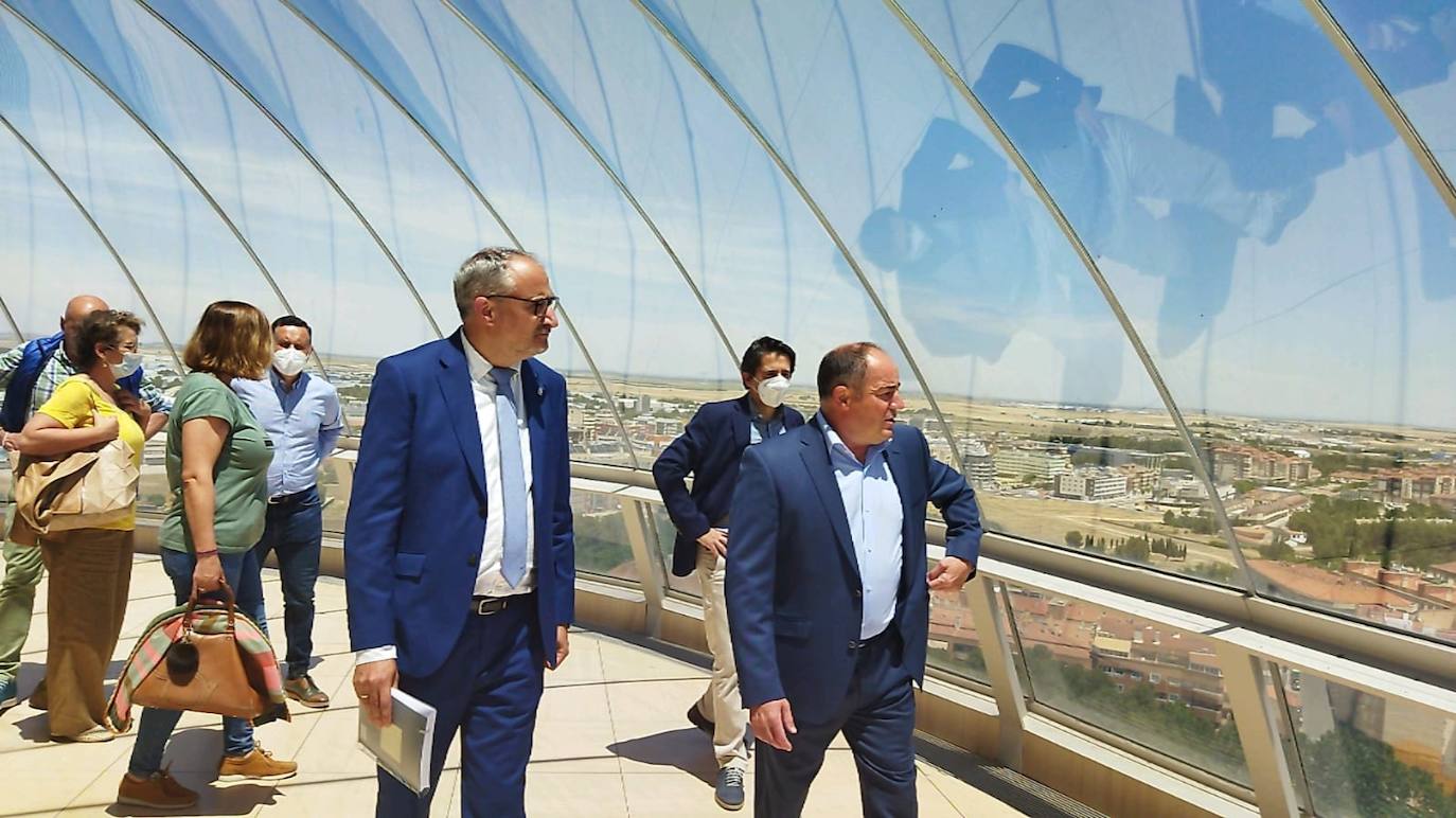 Fotos: Visita del alcalde de Ponferrada al Centro de Interpretación del Agua de Albacete