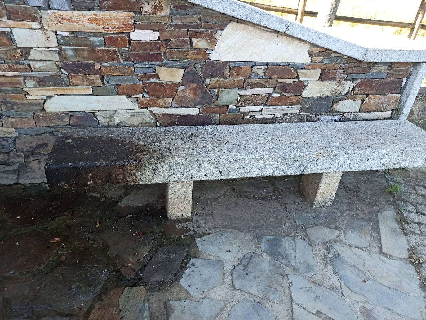 Fuente La Abranal en San Andrés de Montejos.