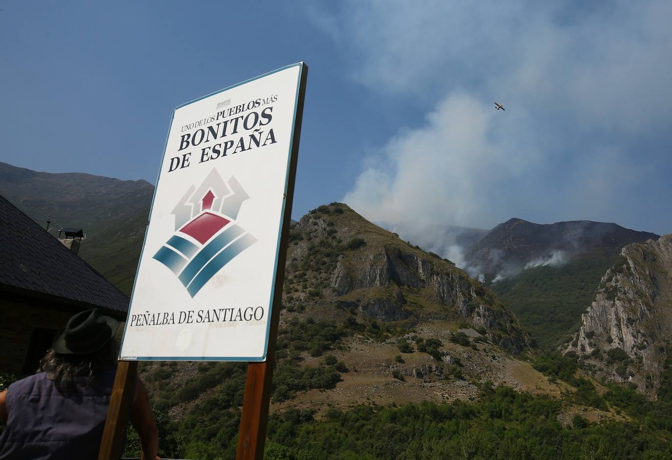 Fotos: Incendio en Montes de Valdueza