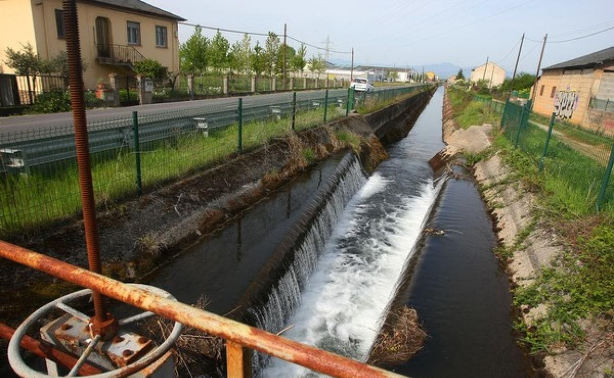 Canal Bajo del Bierzo.