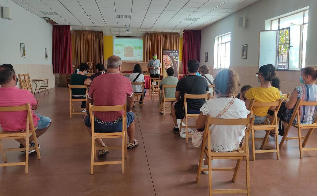 La expansión del proyecto continúa de la mano de las charlas y coloquios como los que se desarrollaron en Columbrianos.