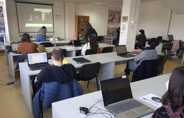 Participantes en una de las anteriores ediciones de la Lanzadera de Empleo de Ponferrada.
