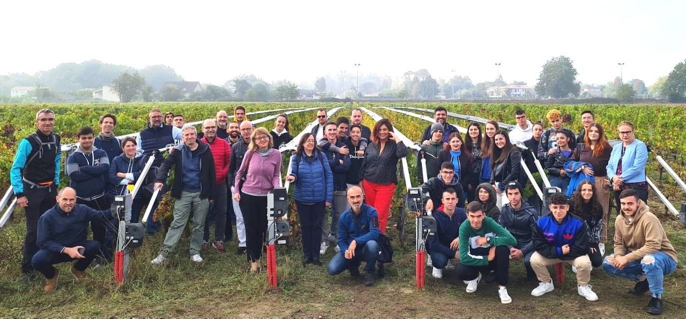 Los alumnos y docentes de la Escuela de Ingeniería Agrícola y Forestal toman parte en el primer encuentro que se celebró en Burdeos.