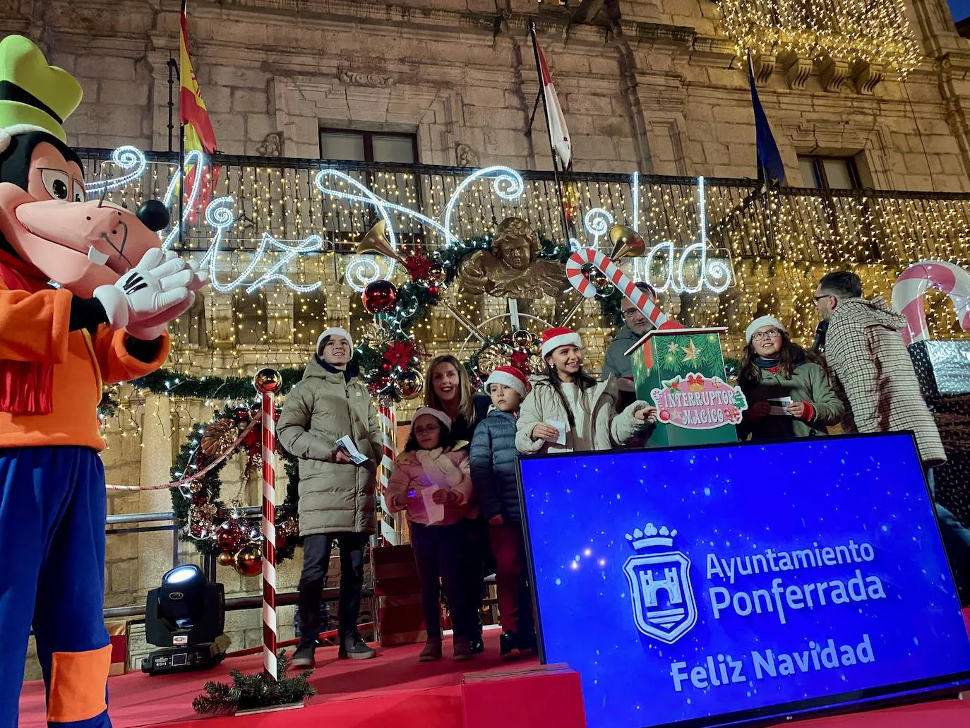 Fotos: Encendido de las luces de Navidad en Ponferrada