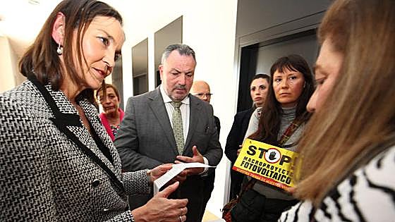 La plataforma 'Asi non' denuncia el «desconocimiento» de Maroto sobre la problemática de macroproyectos energéticos