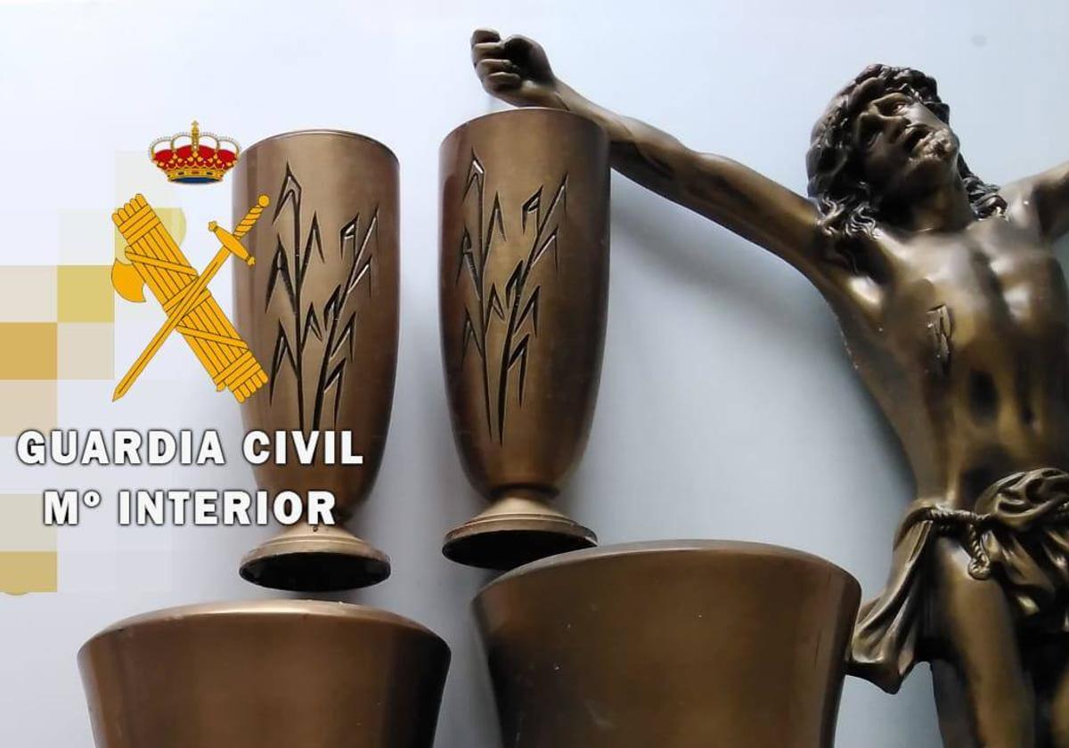 Dos personas investigadas por robar bronce en cinco cementerios de El Bierzo