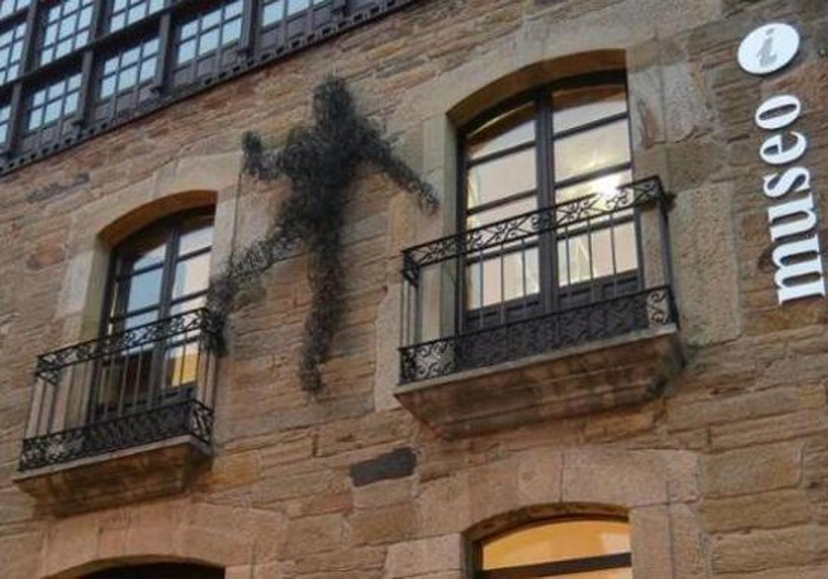 El berciano Amador Fonfría presenta su poemario 'Aurora' en el Museo Arqueológico de Cacabelos