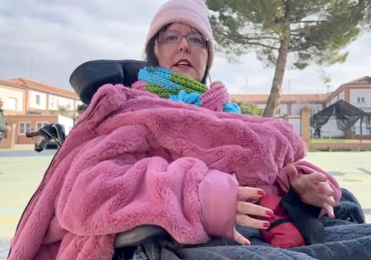 Raquel Díaz cuenta en este vídeo cuánto le preocupa la lentitud de la justicia en el procedimiento que juzgará a su exmarido por intentar matarla en Toreno en mayo de 2020. «Algo raro está pasando aquí», afirma.