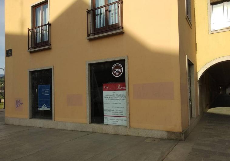La Junta acondicona el local de la nueva oficina del Ecyl en Ponferrada