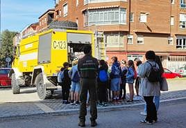 Más de un centenar de escolares aprenden a prevenir incendios forestales en el Campus de Ponferrada