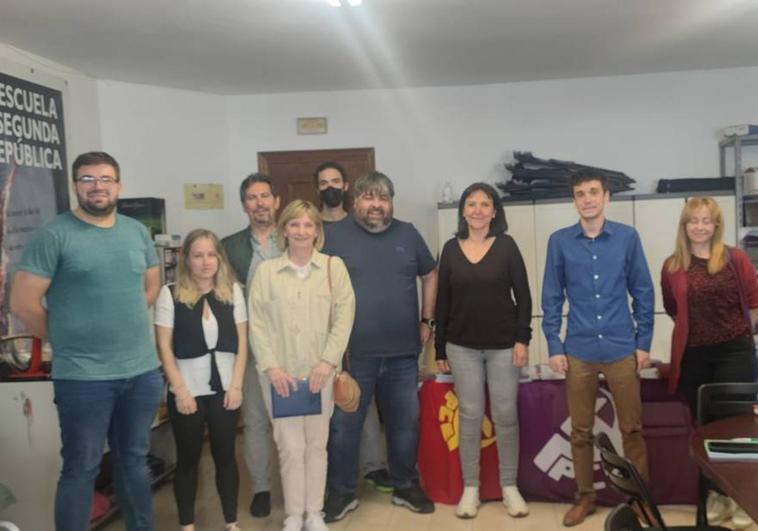 Representantes sindicales explican a Ponferrada Contigo los problemas que presenta el Hospital El Bierzo