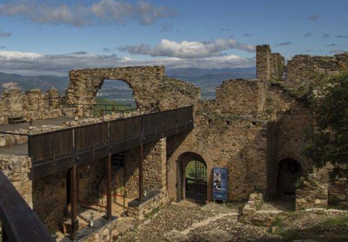 Castillo de Cornatel.