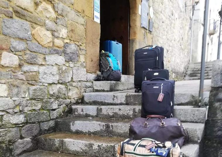 Los albergues de Foncebadón y Ponferada en el Camino Francés no admitirán maletas desde el 12 de junio