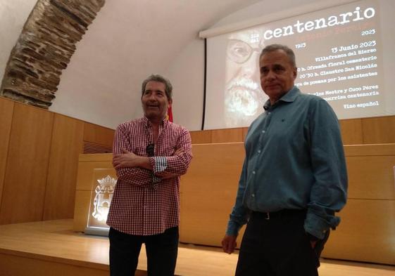 Villafranca del Bierzo celebra el centenario de Pereira con una ofrenda floral y lectura de poemas
