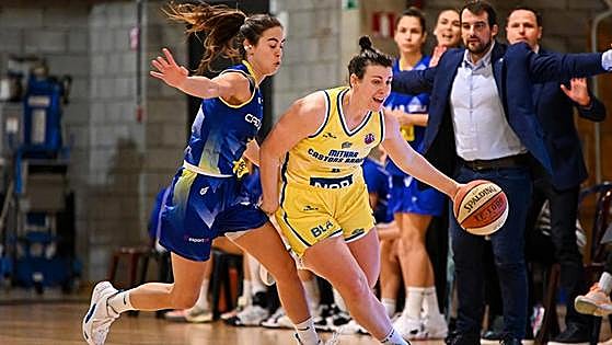 Aleksandra Krošelj se incorpora a la escuadra del Embutidos Pajariel Bembibre
