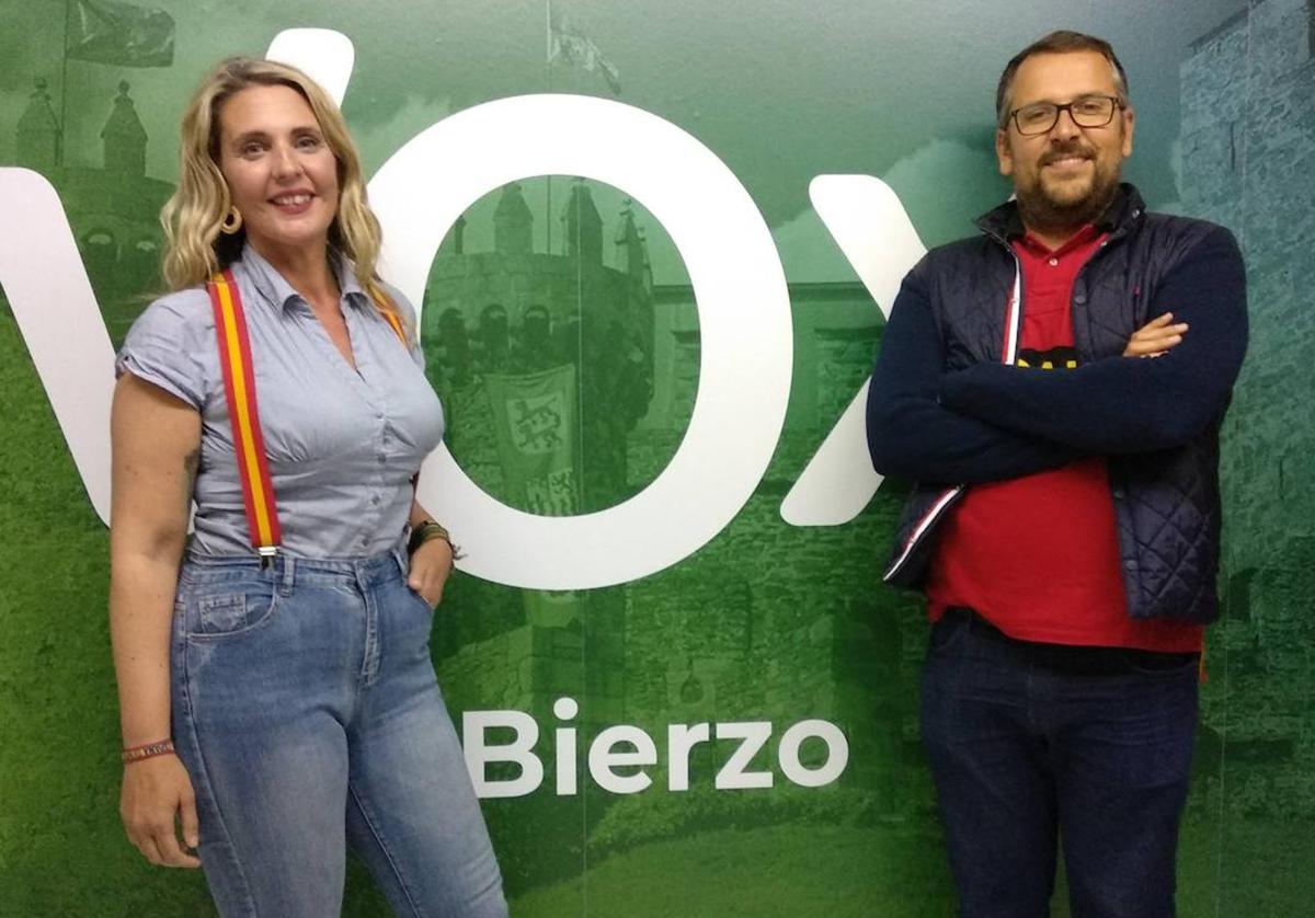 Los concejales de VOX, Patricia González y Gerardo González.