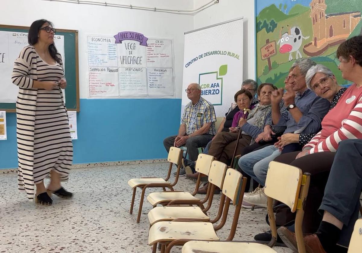 Vega de Valcarce estrenó el proyecto piloto de sensibilización contra la despoblación del medio rural de Afa Bierzo.