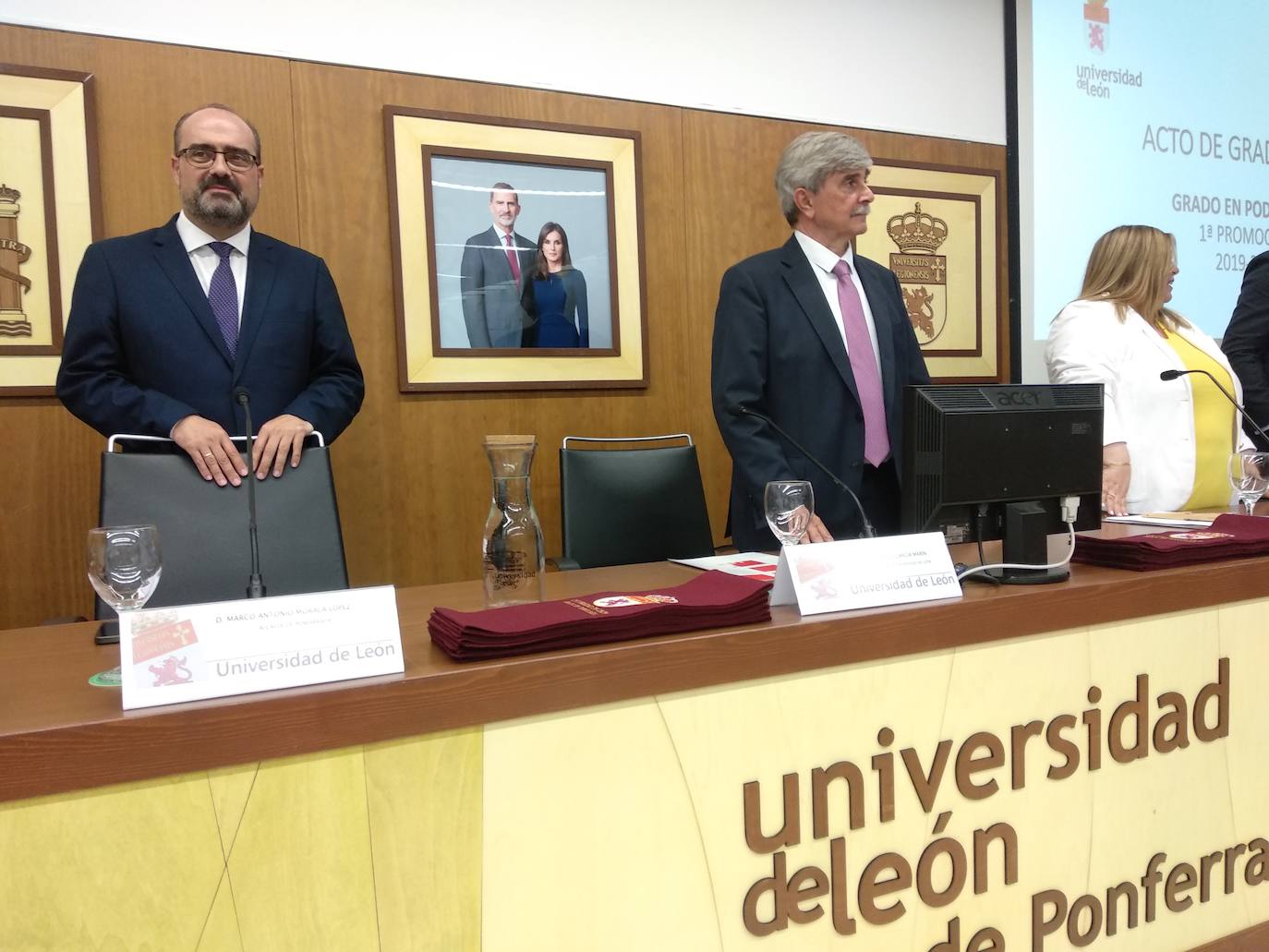 La ULE celebra la primera promoción de alumnos de Podología en el Campus de Ponferrada