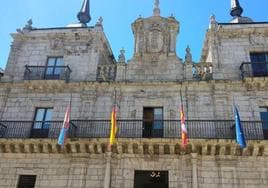 Fachada del Ayuntamiento de Ponferrada.
