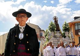 Procesión de la Virgen de la Encina en el Día del Bierzo.