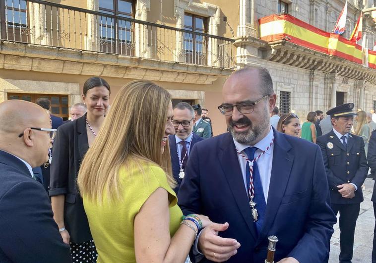 La delegada del Gobierno junto al alcalde de Ponferrada.