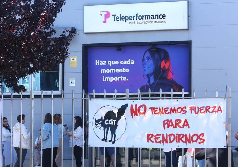 La Junta, dispuesta a mediar en el conflicto de Teleperformance en cuanto la empresa lo pida