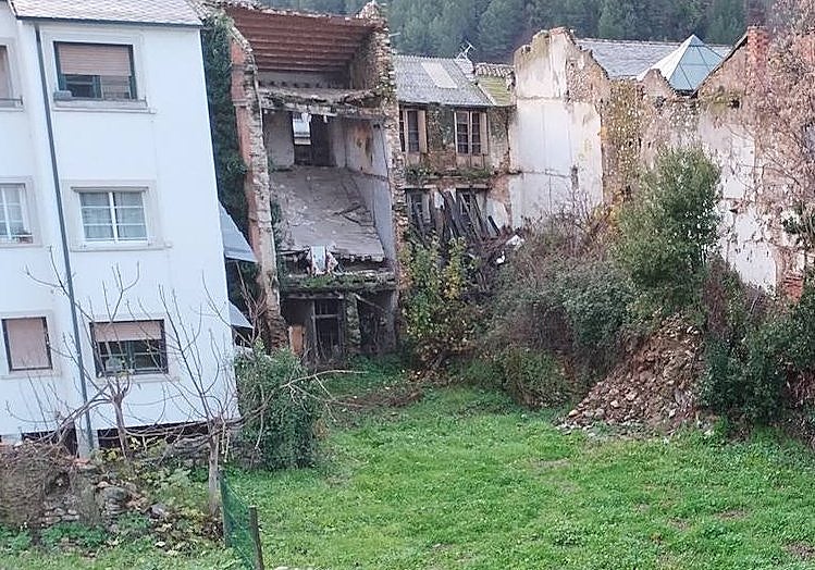 Imagen del Jardín de la casa de Gil y Carrasco en Villafranca del Bierzo.