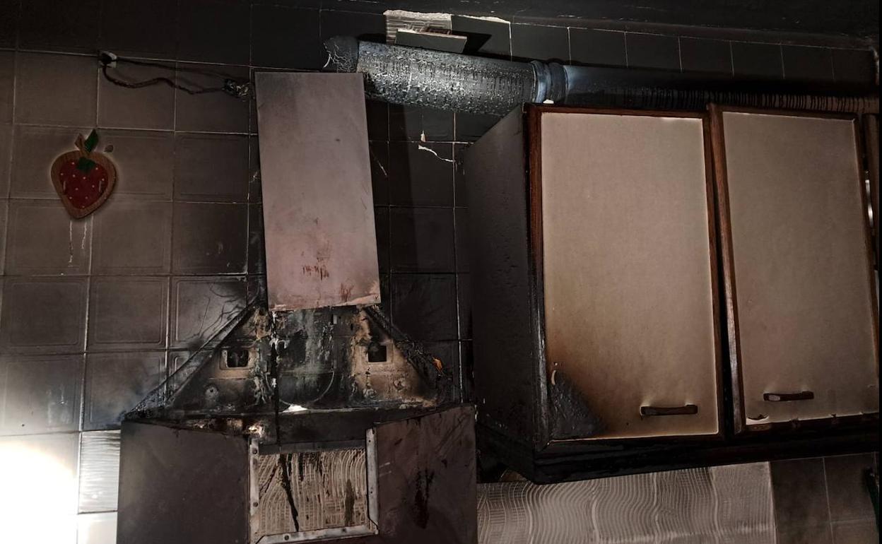Imagen de los daños provocados por el incendio en la vivienda. 