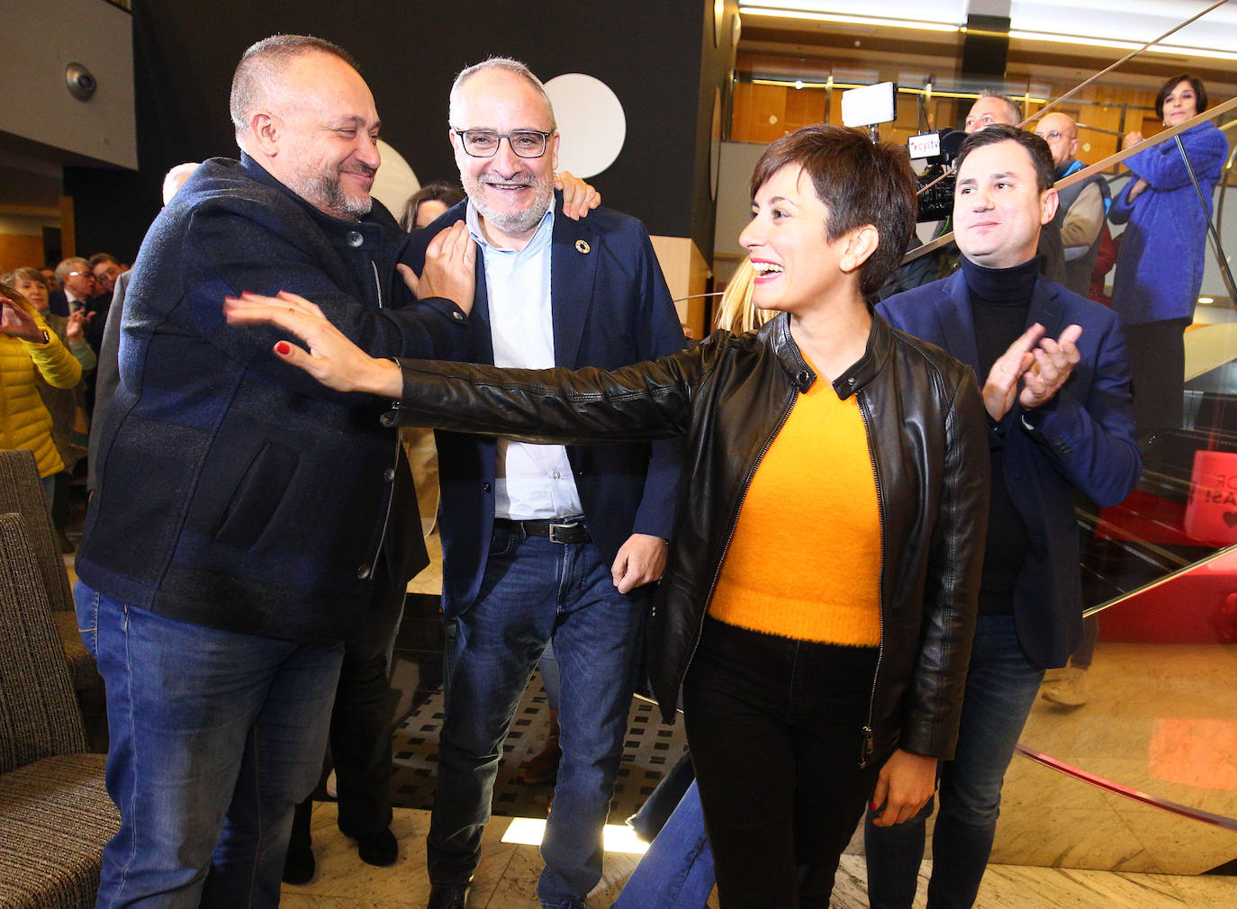 Fotos: La ministra Isabel Rodríguez respalda la candidatura de Olegario Ramón