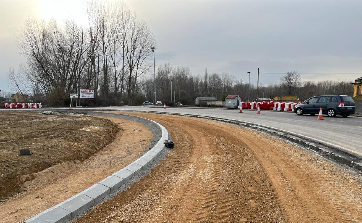 Imagen de las obras para adaptar la rotonda.