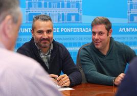 Los concejales de CB en el Ayuntamiento de Ponferrada, David Pacios e Iván Alonso.