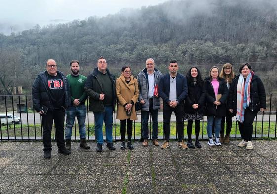 Visita del presidente y de varios consejeros comarcales al municipio de Trabadelo.