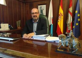 El alcalde de Ponferrada, Marco Morala, en el despacho de la Alcaldía, en una imagen de archivo.