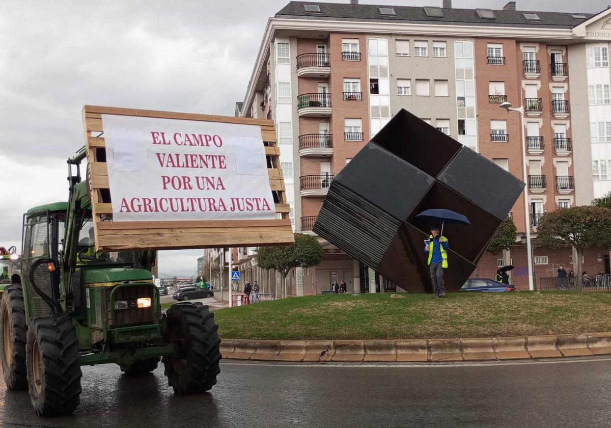Tractorada por las calles de Ponferrada.