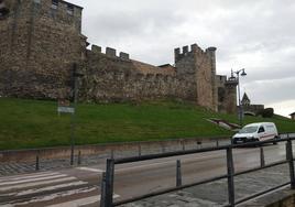 Imagen de la avenida del Castillo de Ponferrada.