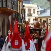 Imagen de la procesión de la Santa Cena en la Semana Santa de Ponferrada.