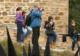 Turistas en la Semana Santa de Ponferrada.