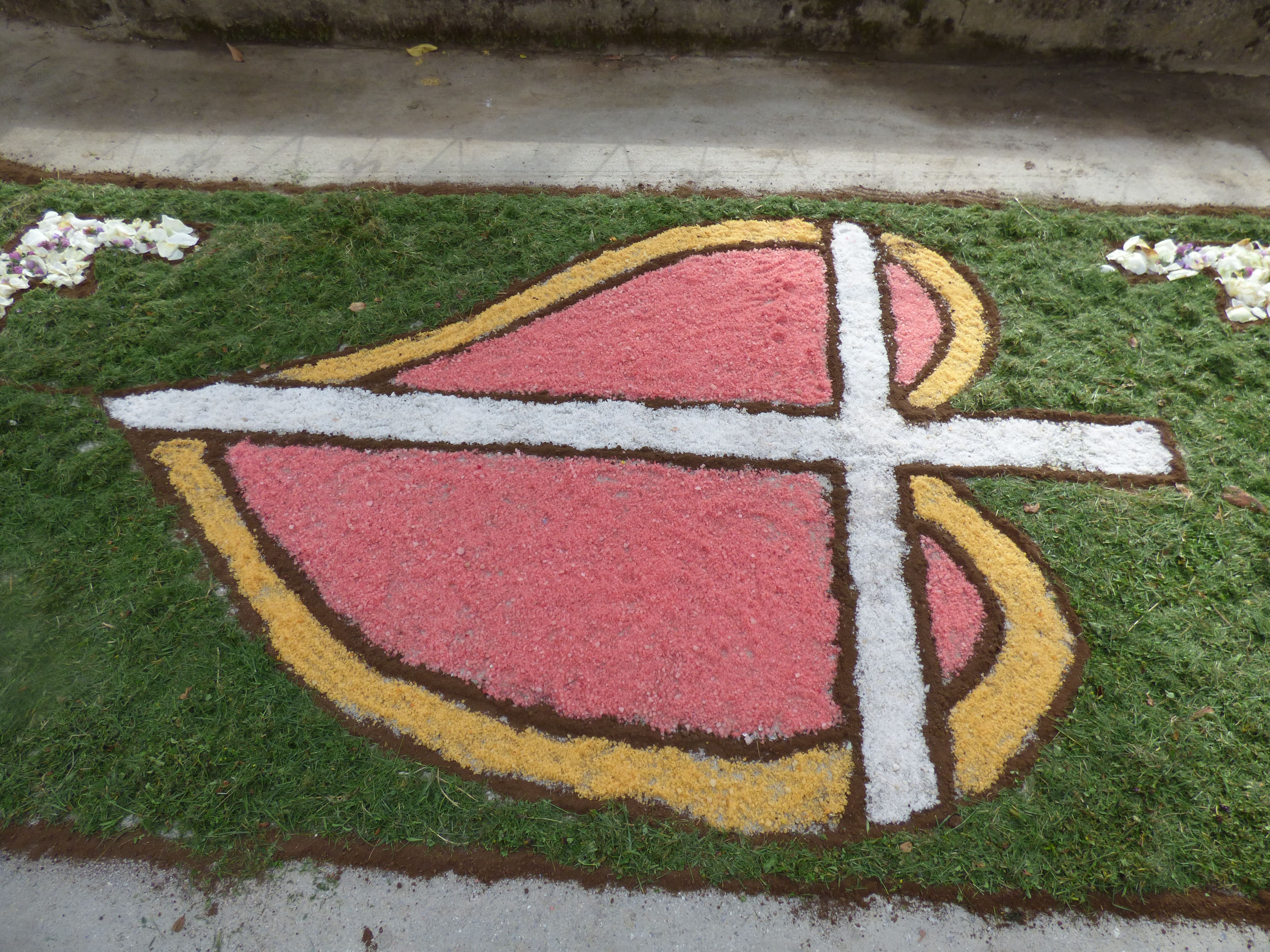 Las alfombras florales que llenaban las calles de color