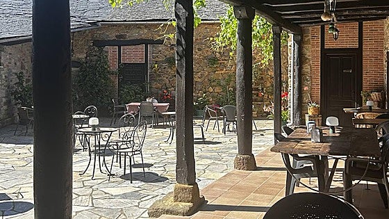 La increíble historia de la Casona de El Valle, regalo de los Reyes Católicos y lugar de nacimiento del discípulo de Gaudí