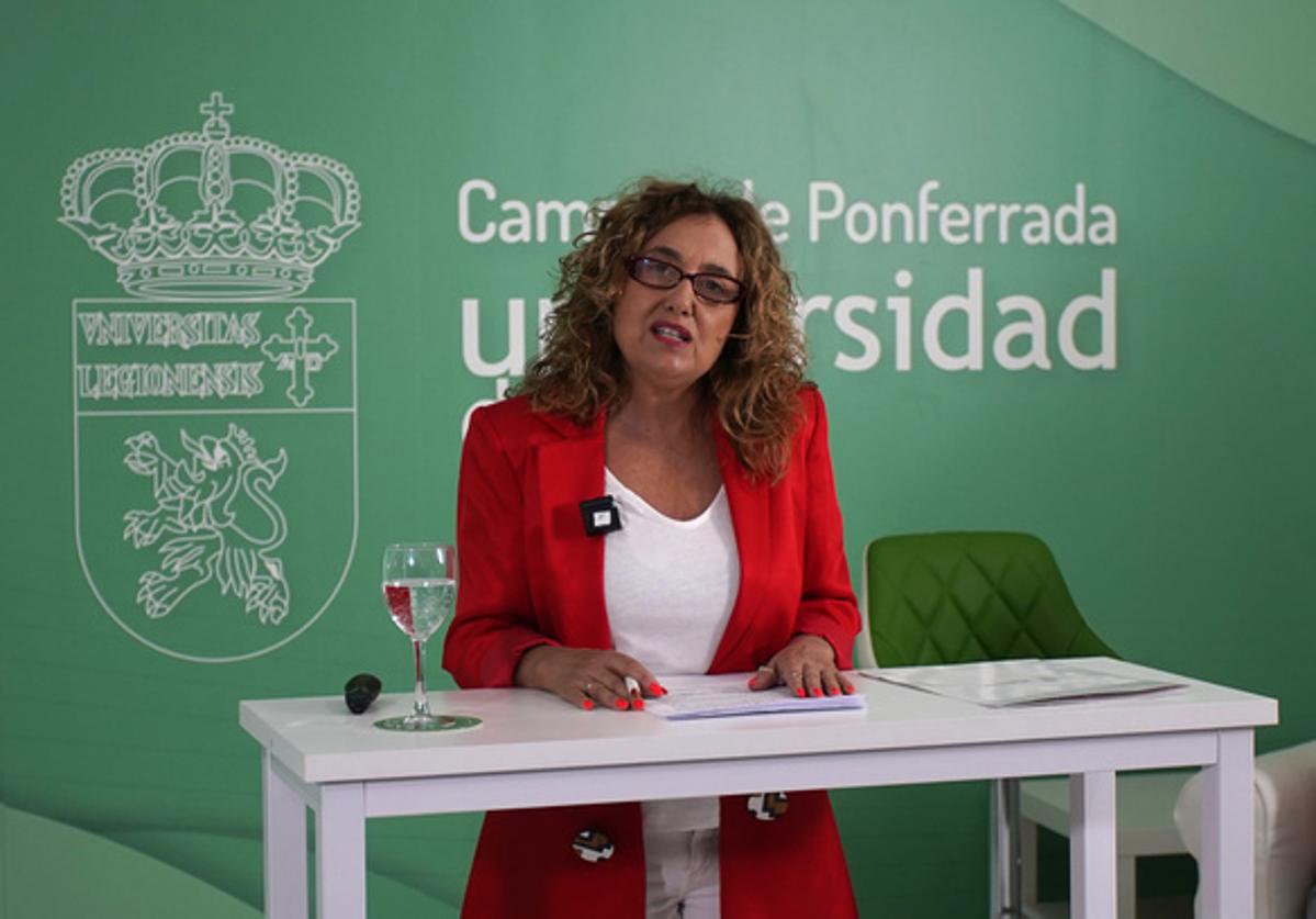 La vicerrectora del Campus del Bierzo, Pilar Marqués, desgranó los objetivos del nuevo equipo directivo.