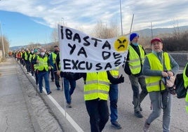 Marcha Blanca en defensa de la sanidad pública del Bierzo y Laciana, en una imagen de archivo.