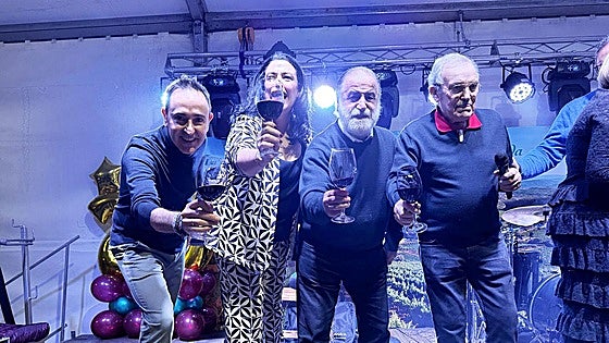 Prada descorcha con Valencia su primer vino de la cosecha