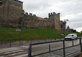 Imagen de la avenida del Castillo.