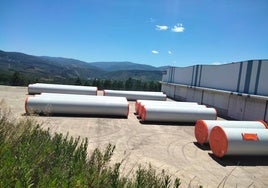 Imagen de la planta de Emobi en el polígono industrial de La Llanadad de Ponferrada.